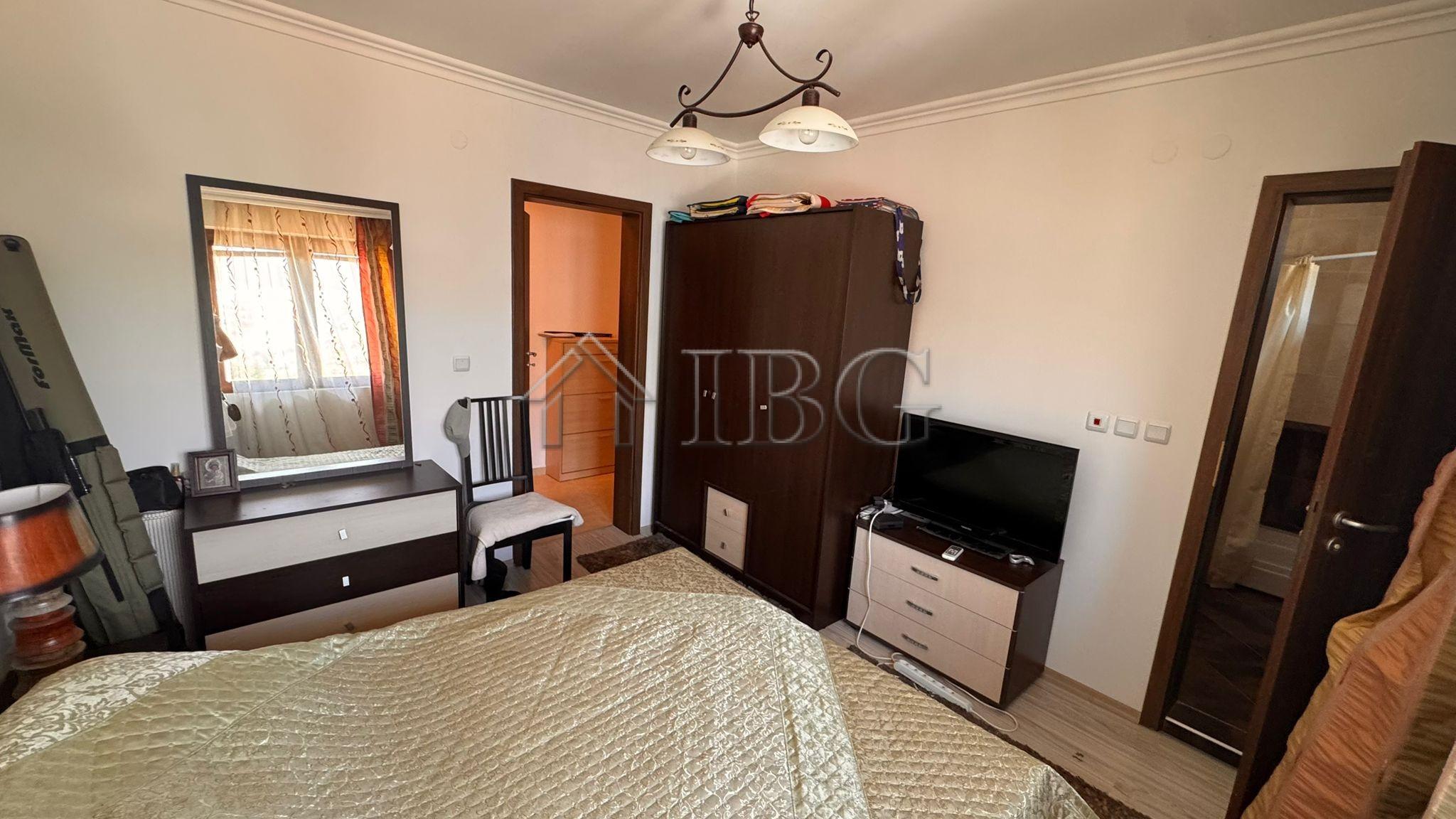 Two-Bedroom Apartment with Sea View in Centaur Complex, Sveti Vlas — photo 13 of 16