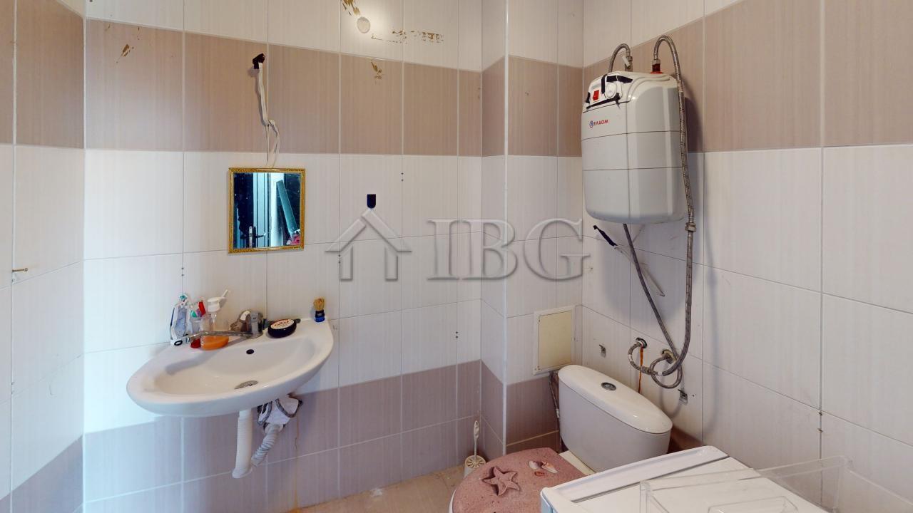 2-Bedroom Apartment in Bay View Villas, Kosharitsa — photo 17 of 20