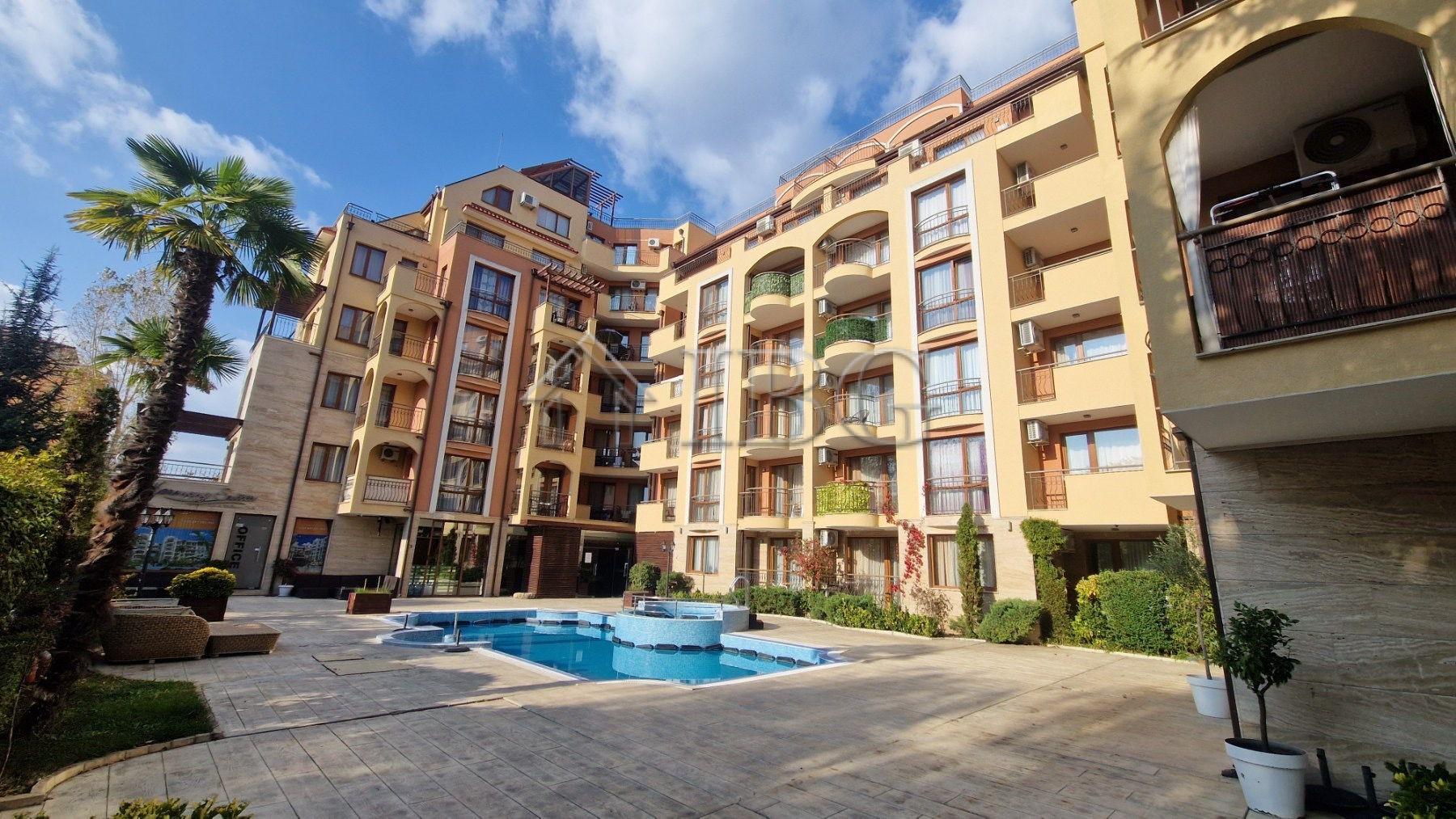 One-Bedroom Apartment with Pool View in Harmony Suites 1, Sunny Beach — Sunny Beach
