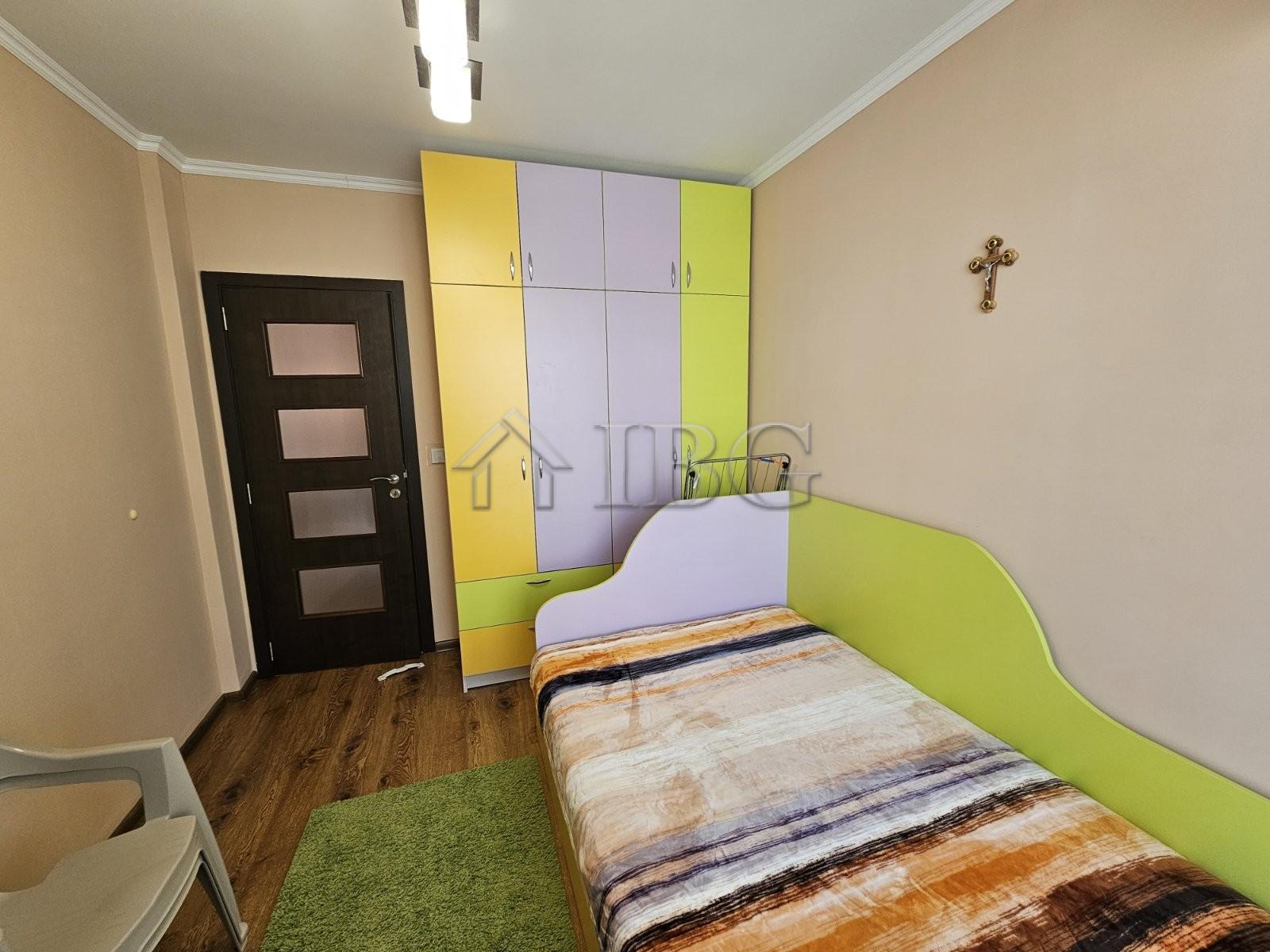 Spacious 2-Bedroom Apartment with Partial Sea View in Villa Katerina, Ravda — photo 16 of 21