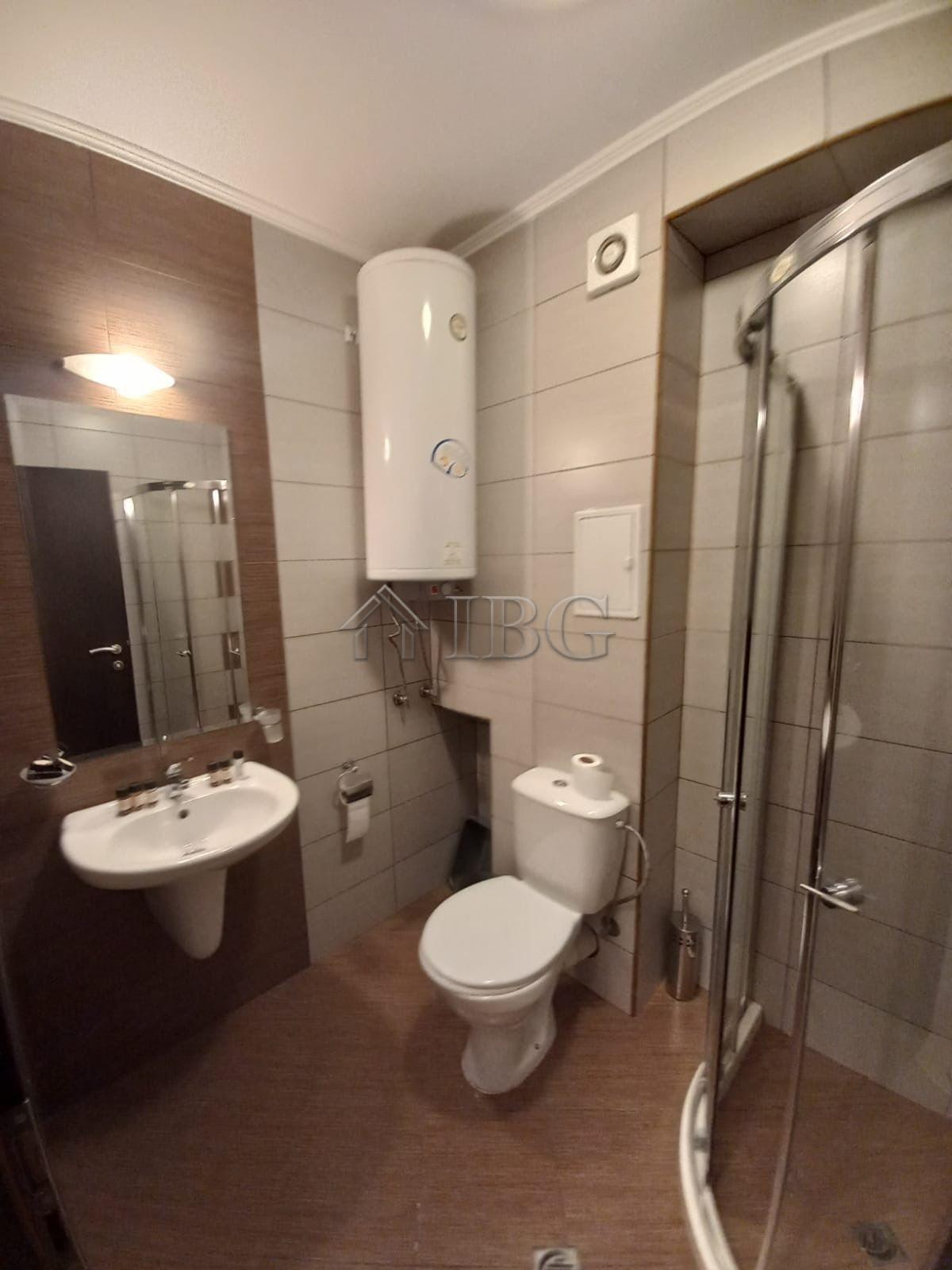 One-Bedroom Apartment with Pool View in Harmony Suites 1, Sunny Beach — photo 16 of 16