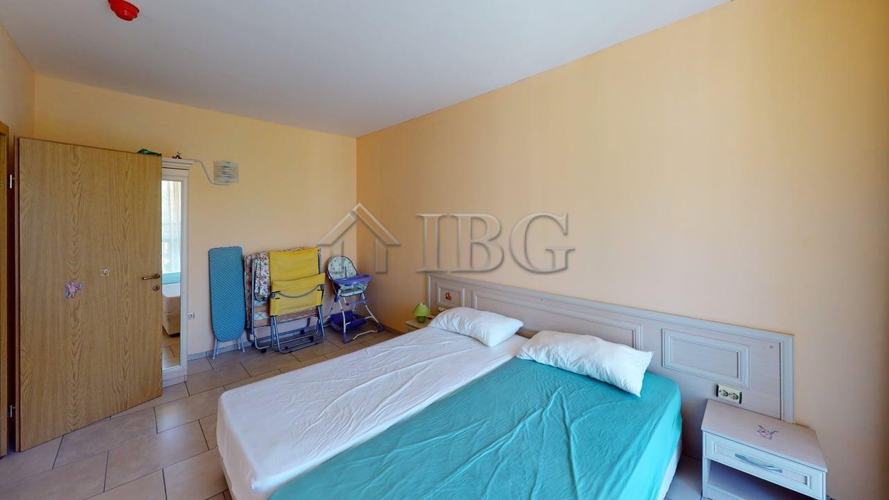 1-Bedroom Apartment in Avalon Complex, Sunny Beach — photo 11 of 17