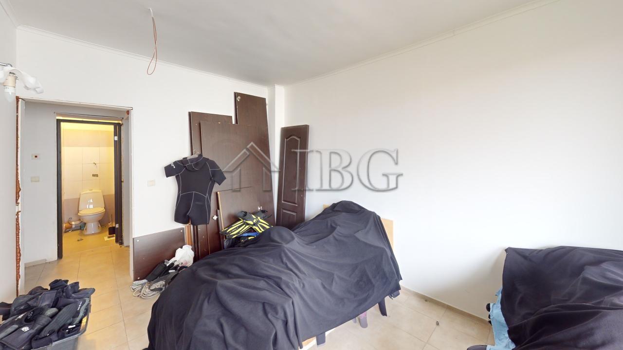2-Bedroom Apartment in Bay View Villas, Kosharitsa — photo 14 of 20