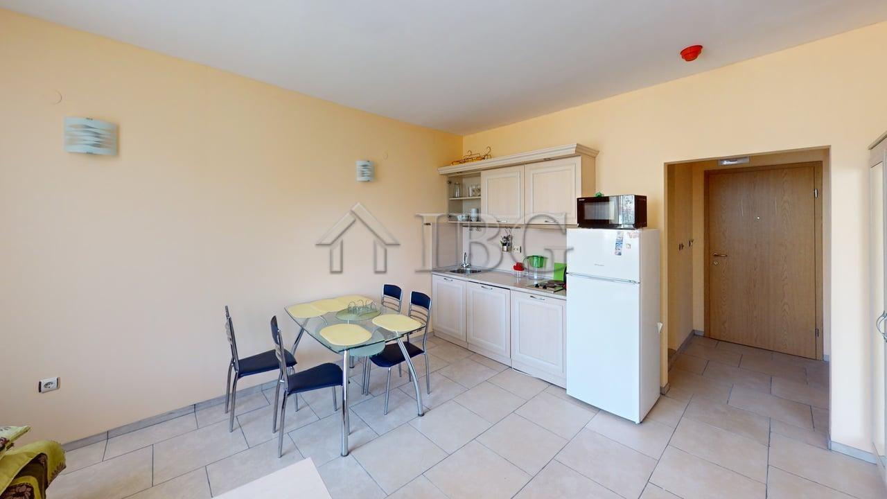 1-Bedroom Apartment in Avalon Complex, Sunny Beach — photo 2