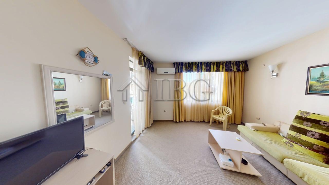 2-Bedroom Apartment in the Avalon Complex, Sunny Beach — main photo