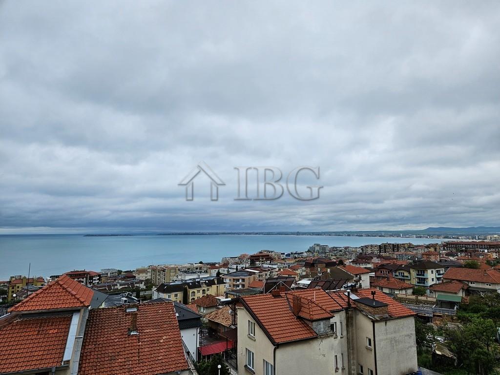 Large 4-Storey House with Panoramic Sea Views, Sveti Vlas — photo 5 of 25