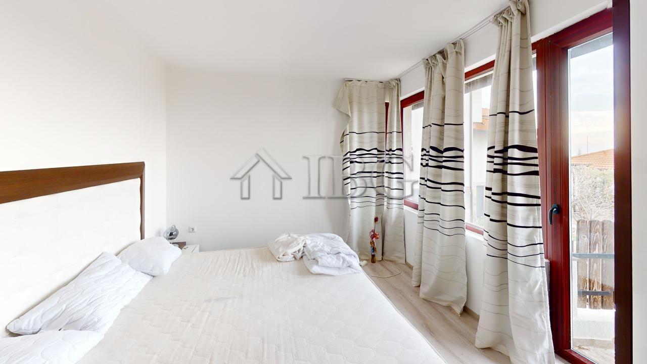 2-Bedroom Apartment in Bay View Villas, Kosharitsa — photo 16 of 25