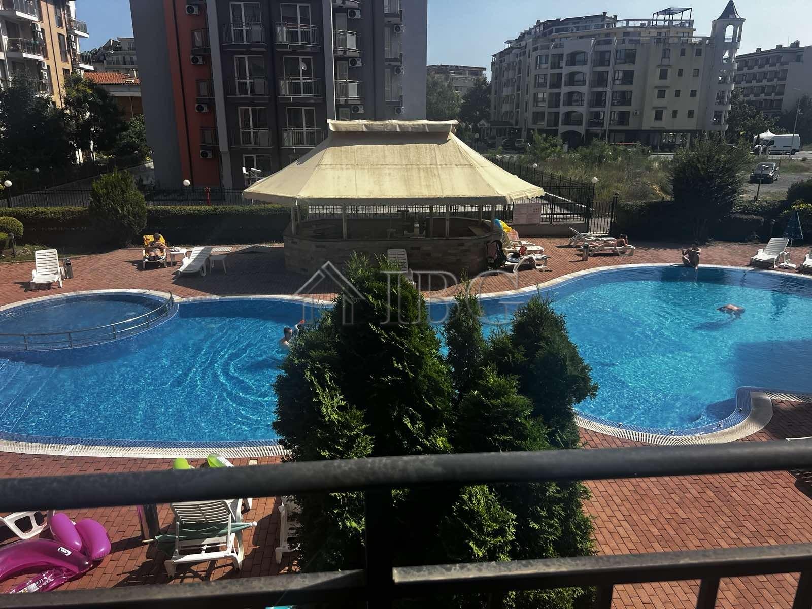 2-Bedroom Apartment with Pool View in Sunset Beach 3, Sunny Beach — Sunny Beach