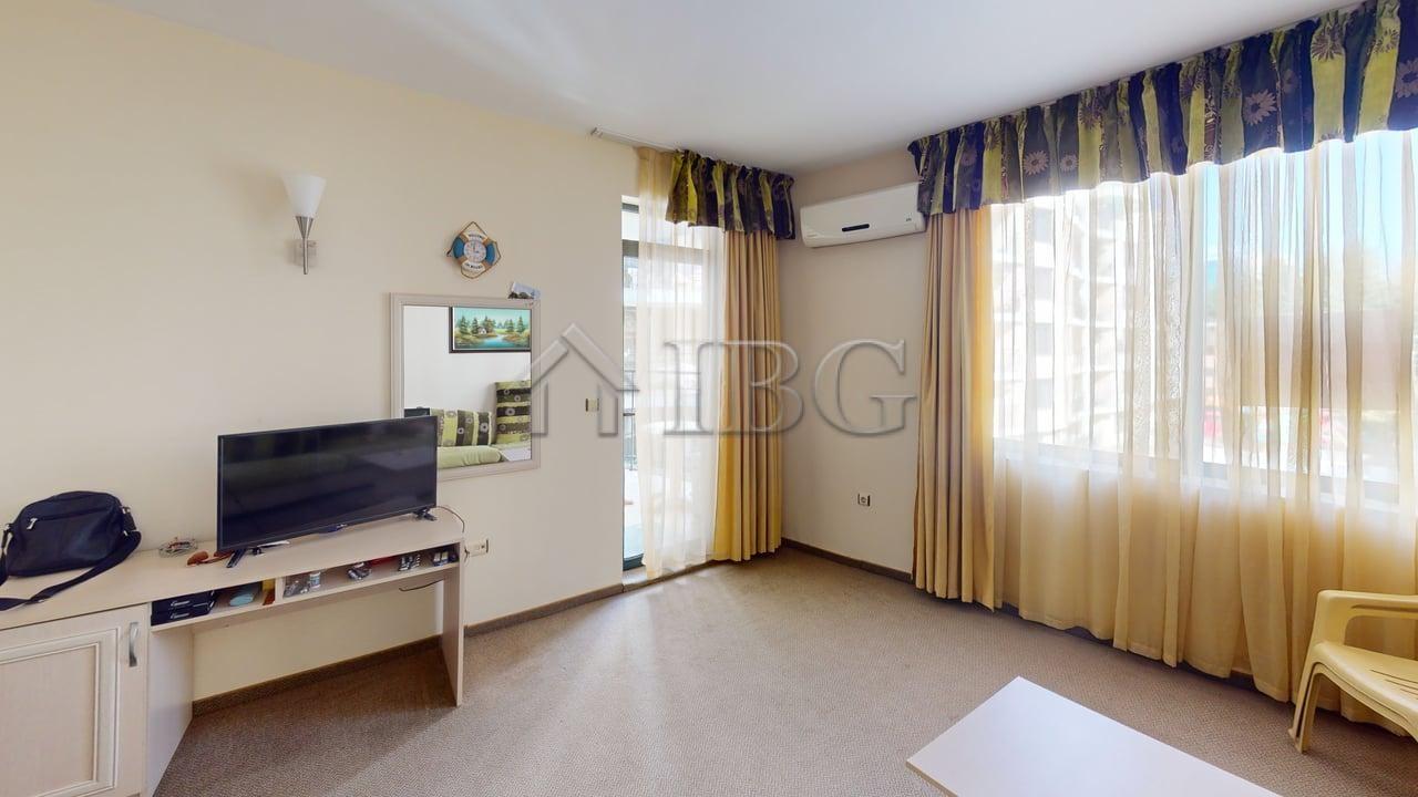 2-Bedroom Apartment in the Avalon Complex, Sunny Beach — photo 6 of 25