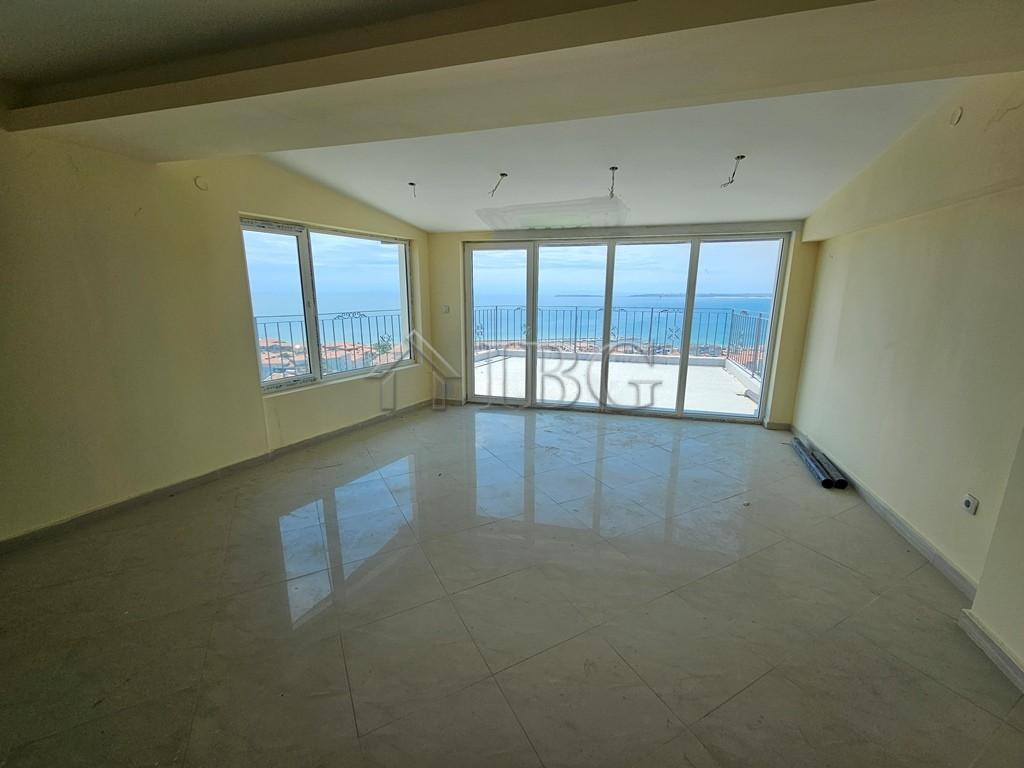 Penthouse with Panoramic Sea View - 2-Bedroom Apartment, Sveti Vlas — photo 18 of 25
