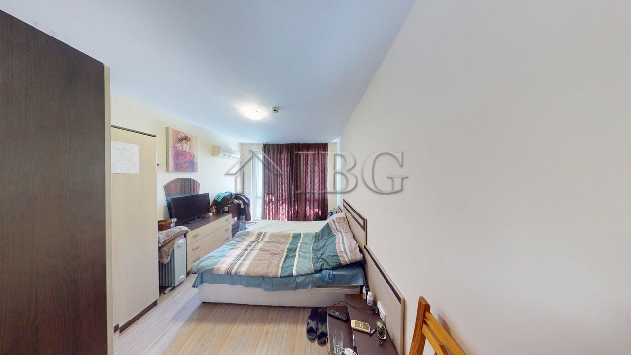 1-Bedroom Apartment with Pool View in Rio Apartments Complex, Kosharitsa — photo 15 of 24