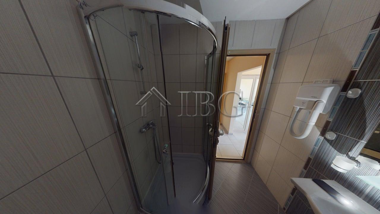 1-Bedroom Apartment in Avalon Complex, Sunny Beach — photo 14 of 17