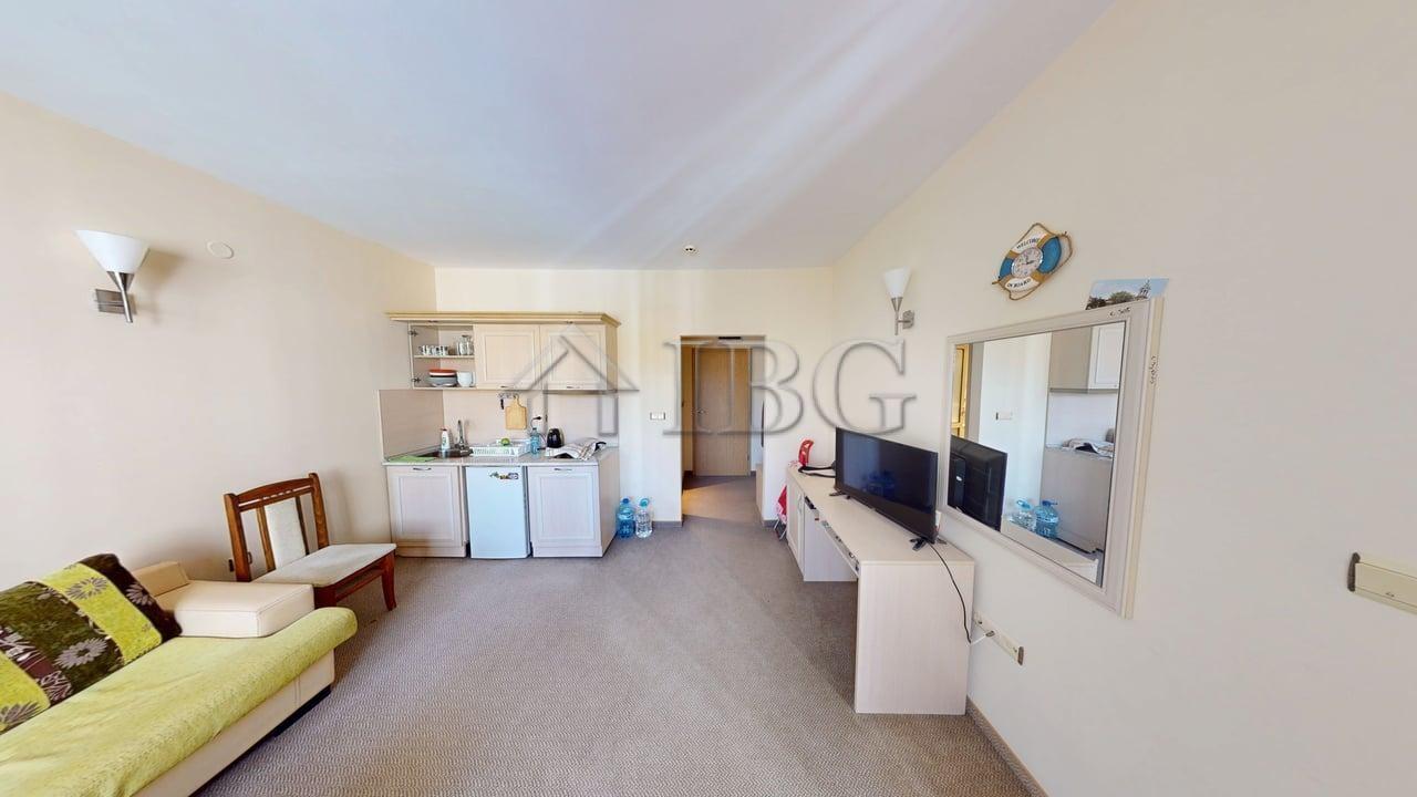 2-Bedroom Apartment in the Avalon Complex, Sunny Beach — photo 7 of 25