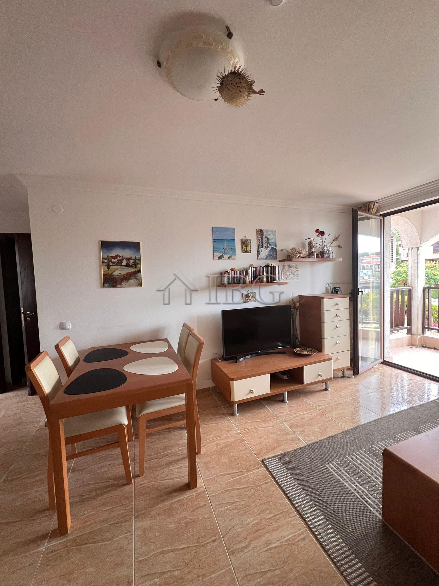 Two-Bedroom Apartment with Sea and Pool Views in Kambani 3 Complex, Sveti Vlas — photo 2