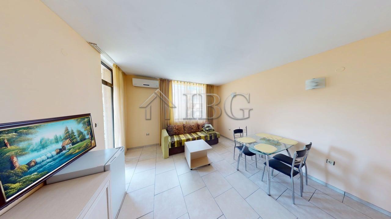 1-Bedroom Apartment in Avalon Complex, Sunny Beach — main photo
