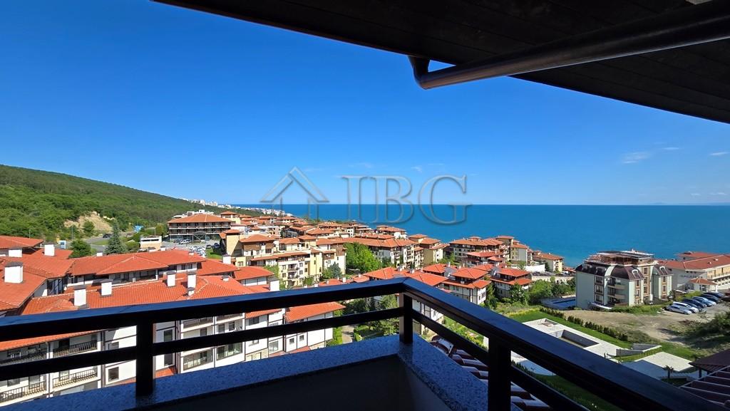 Luxury Two-Bedroom Apartment for Sale in Etara 4 Complex, Sveti Vlas — photo 4 of 13