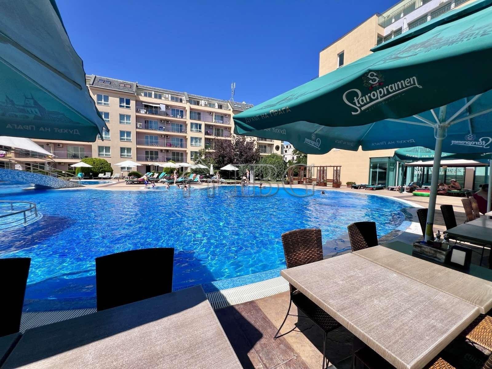 Cozy 1-Bedroom Apartment with Pool View in Dolce Vita 2, Sveti Vlas — main photo