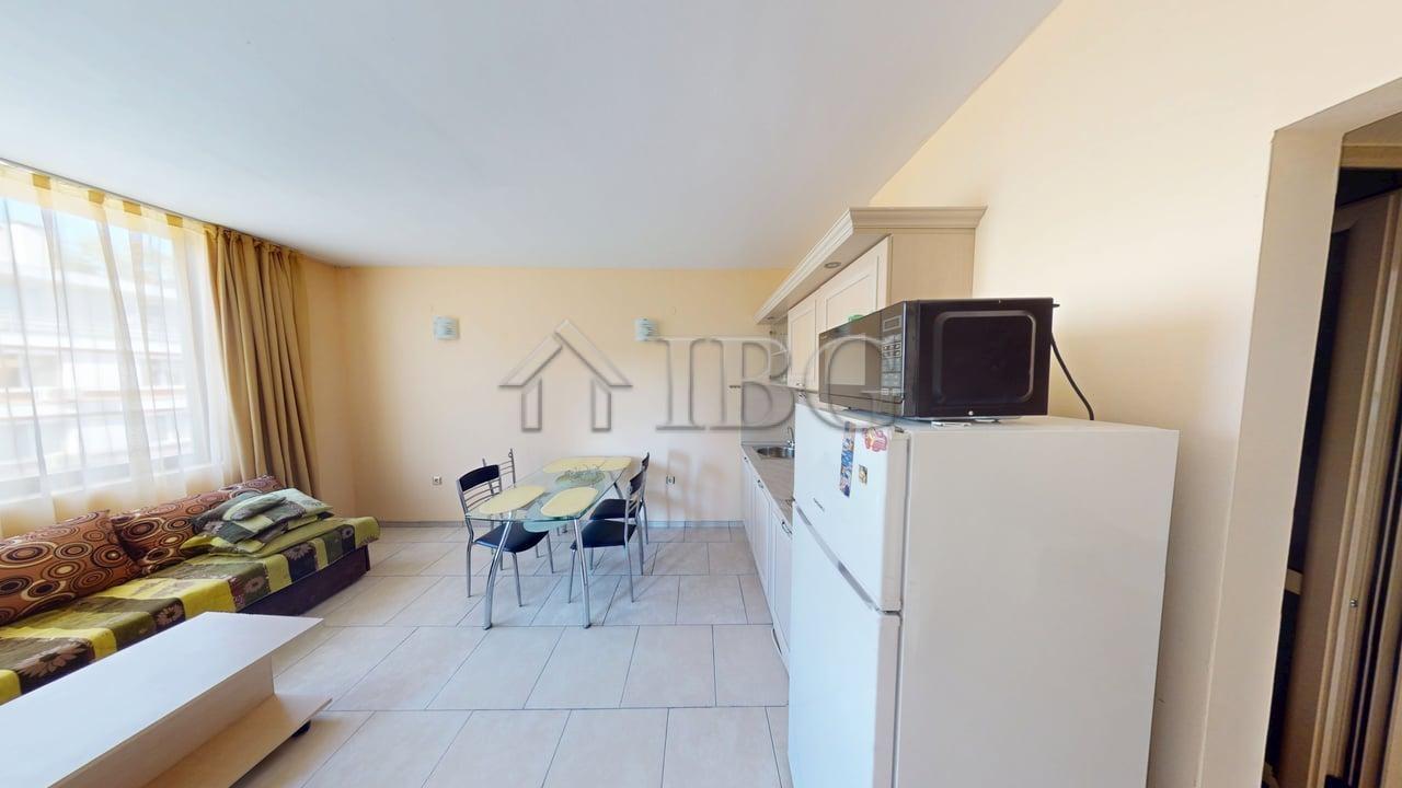 1-Bedroom Apartment in Avalon Complex, Sunny Beach — photo 4 of 17