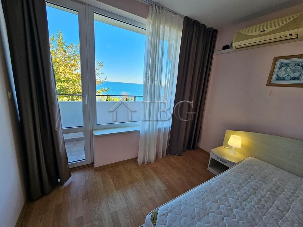 2-Bedroom Sea View Apartment, Front Line - Panorama Fort Beach, Sveti Vlas — photo 23 of 25