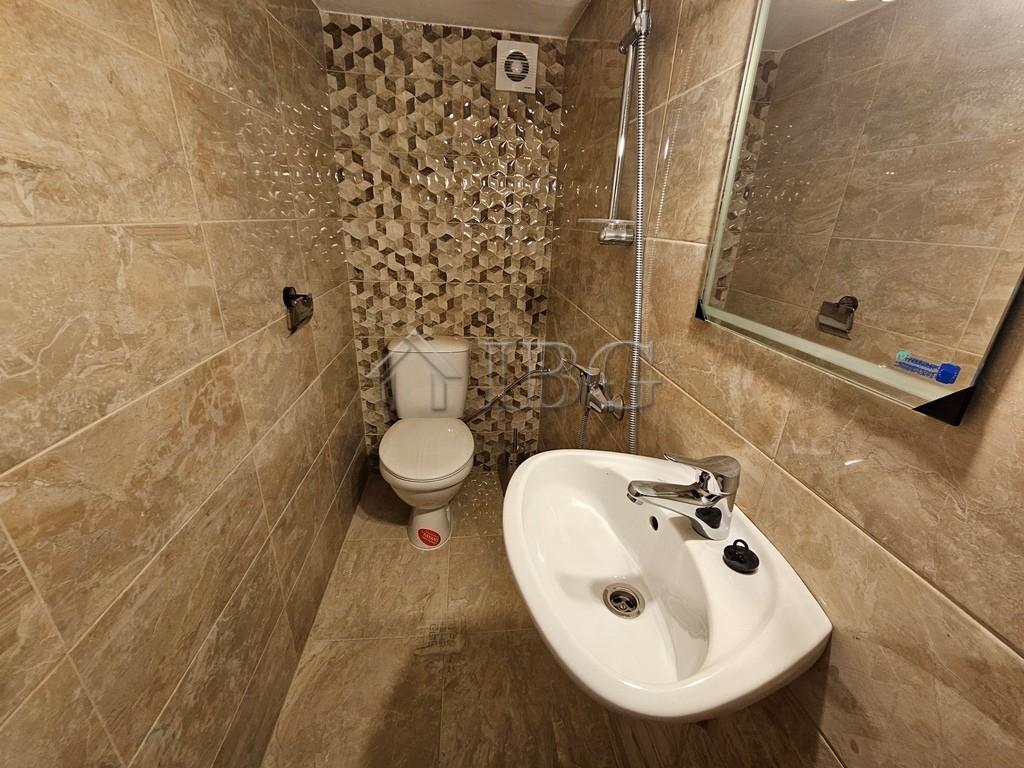 Large 4-Storey House with Panoramic Sea Views, Sveti Vlas — photo 23 of 25
