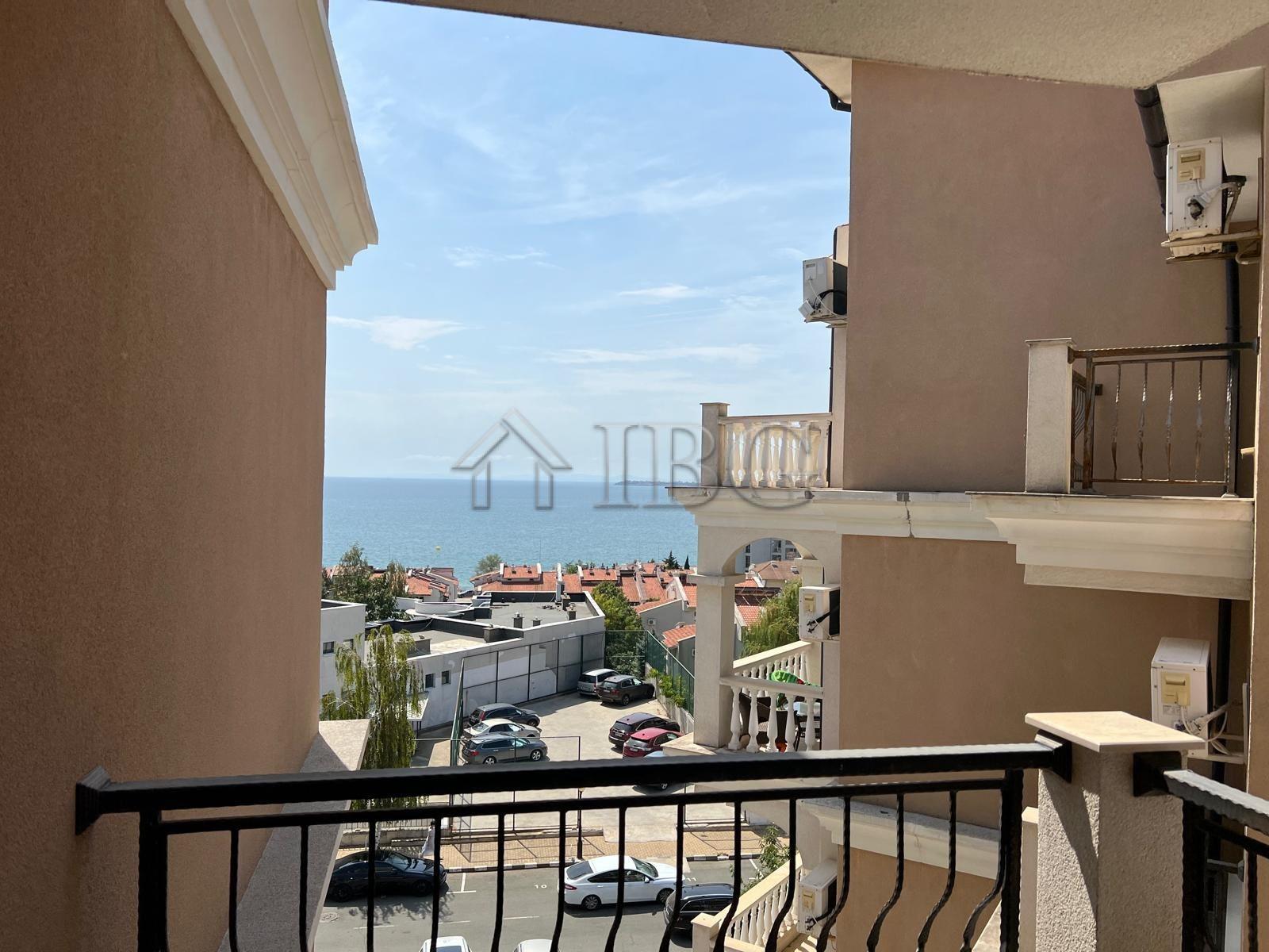 One-Bedroom Apartment with Panoramic Sea Views in Villa Antorini, Sveti Vlas — Sveti Vlas