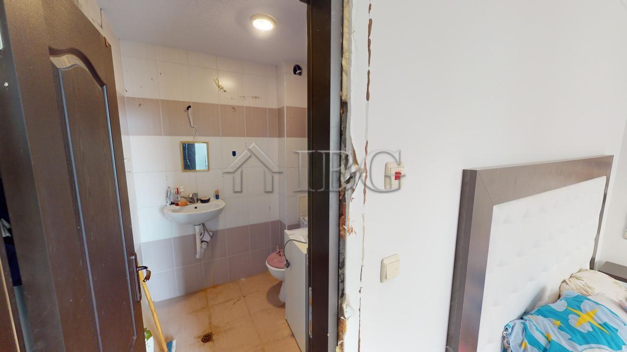 2-Bedroom Apartment in Bay View Villas, Kosharitsa — photo 16 of 20