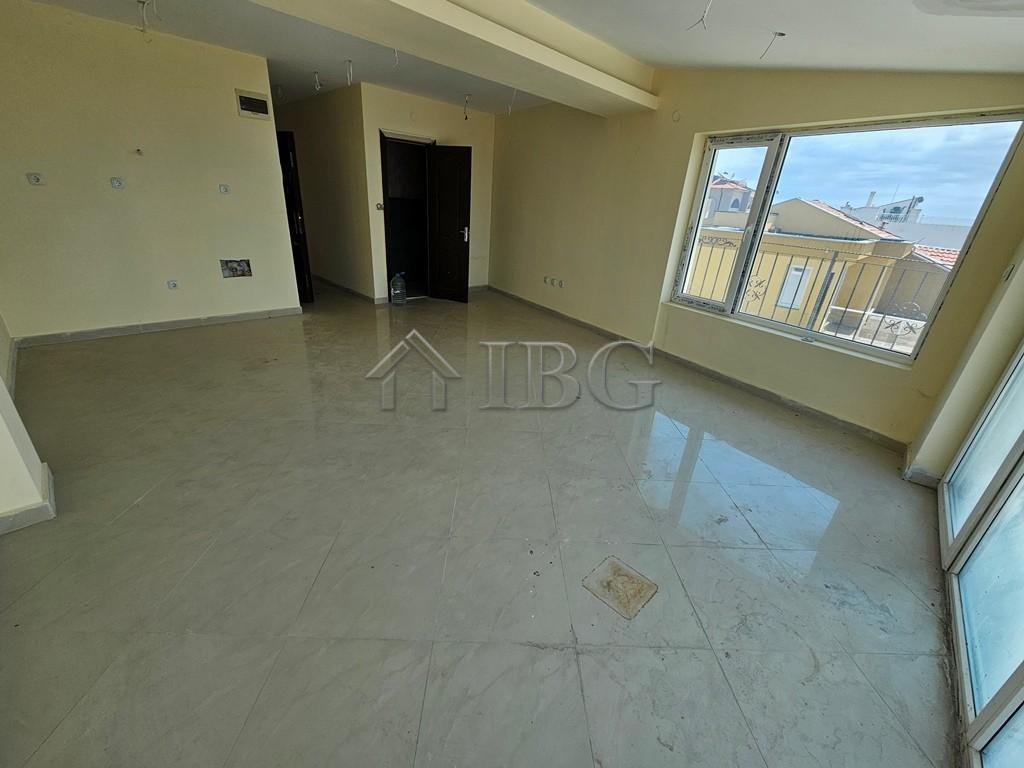 Penthouse with Panoramic Sea View - 2-Bedroom Apartment, Sveti Vlas — photo 21 of 25