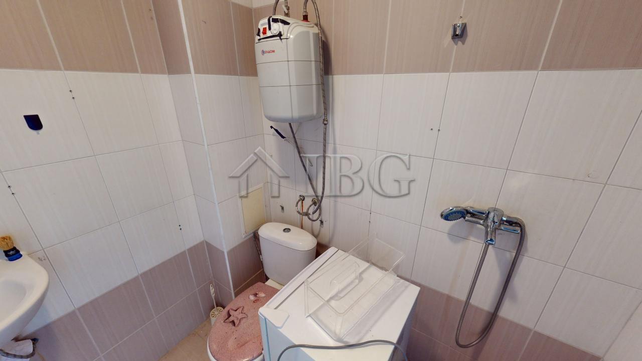 2-Bedroom Apartment in Bay View Villas, Kosharitsa — photo 18 of 20