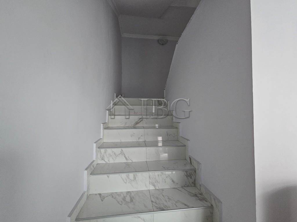 Large 4-Storey House with Panoramic Sea Views, Sveti Vlas — photo 9 of 25
