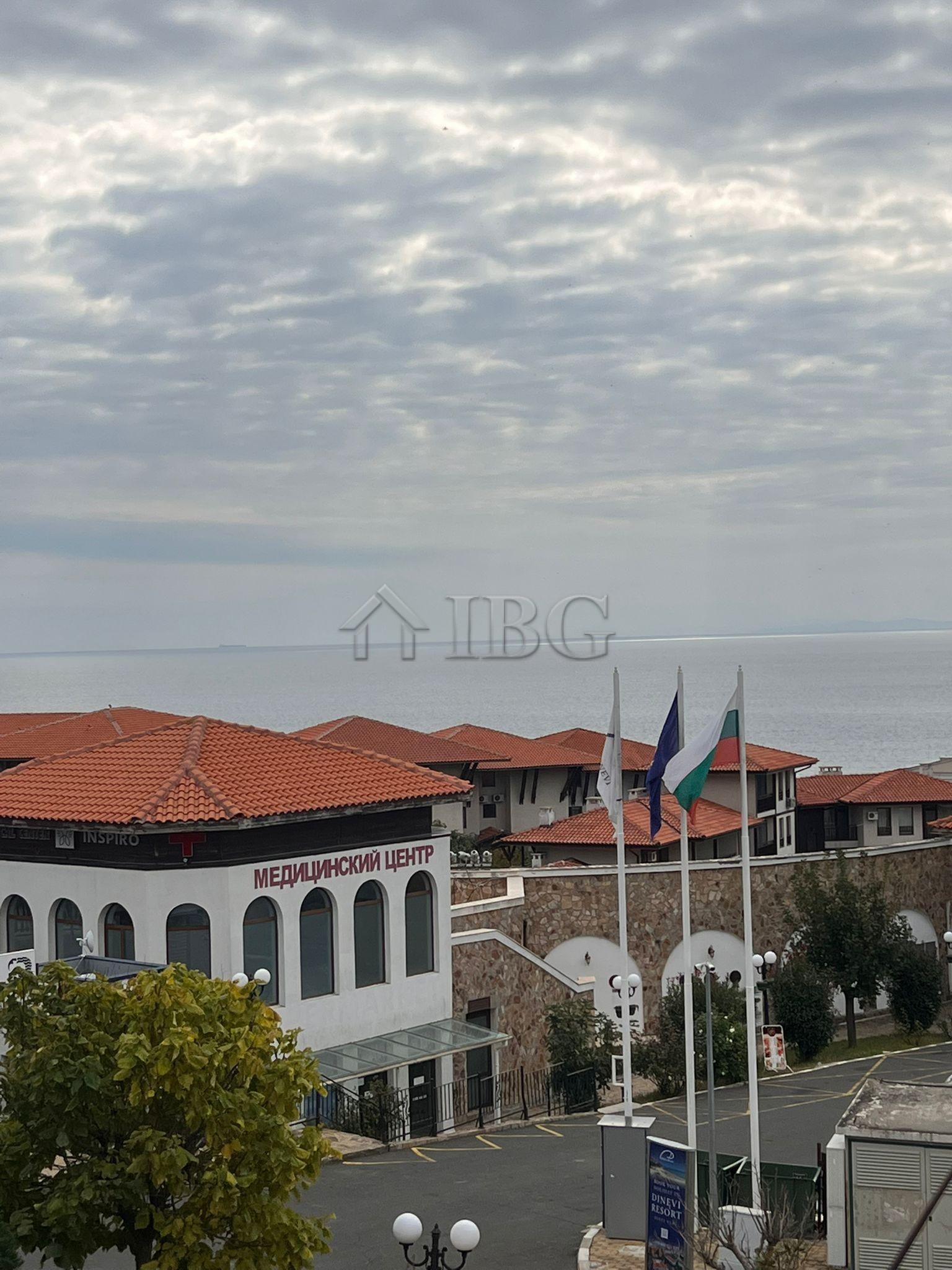 Two-Bedroom Apartment with Sea and Pool Views in Kambani 3 Complex, Sveti Vlas — photo 4