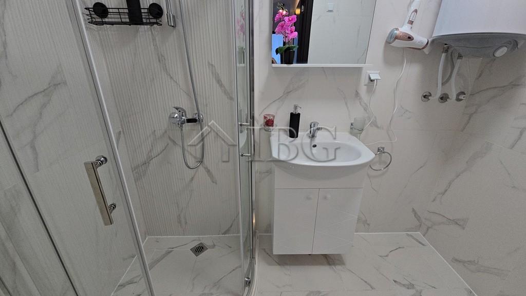 Luxury Two-Bedroom Apartment for Sale in Etara 4 Complex, Sveti Vlas — photo 12 of 13