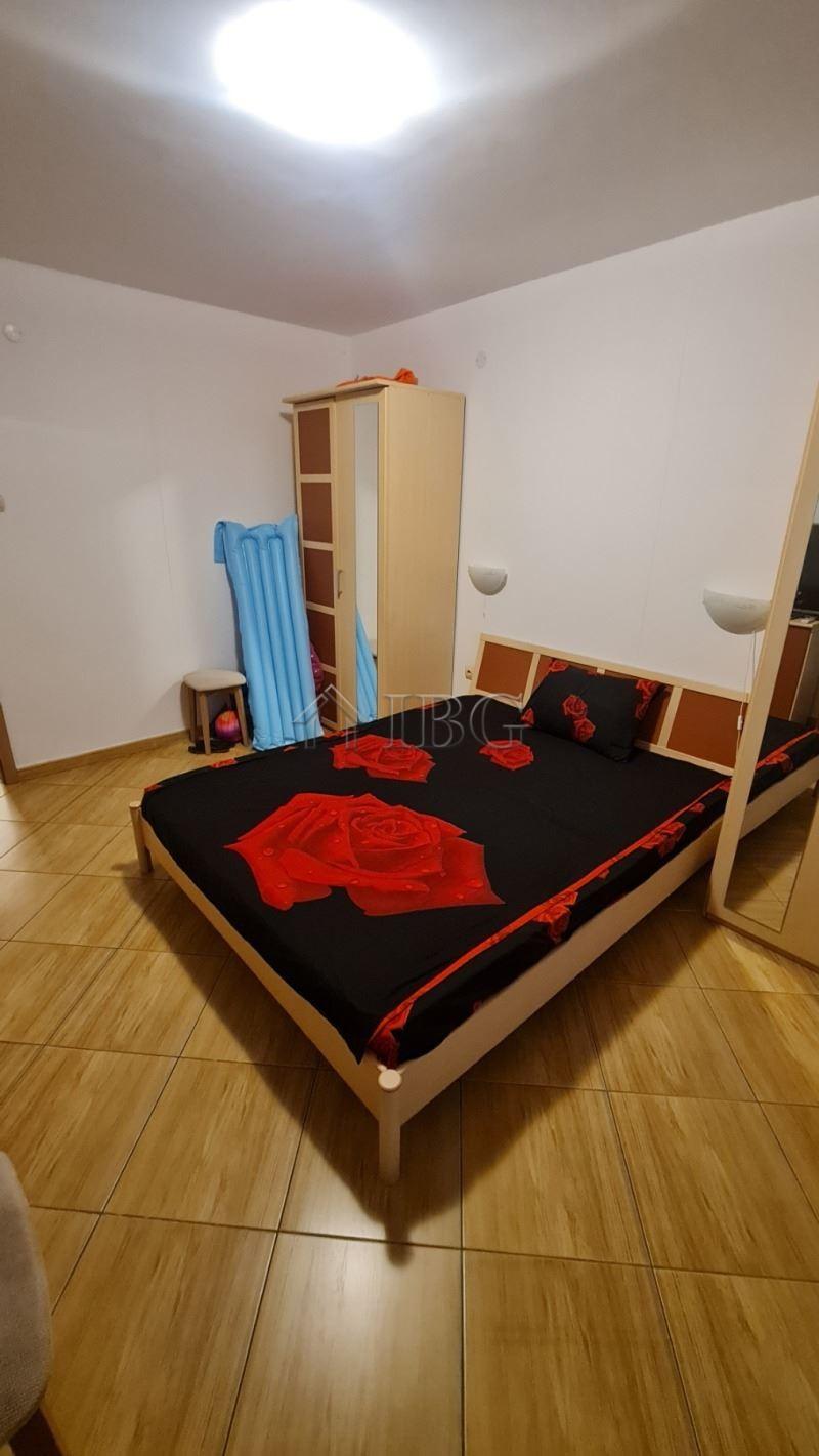 Two-Bedroom Apartment in Golden Dreams, Sunny Beach — photo 13 of 16
