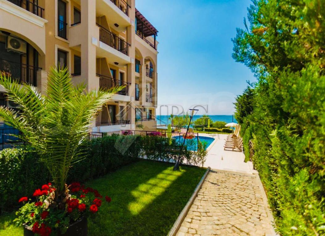 Luxury Penthouse in Porto Paradiso Complex, Sveti Vlas — photo 7 of 17