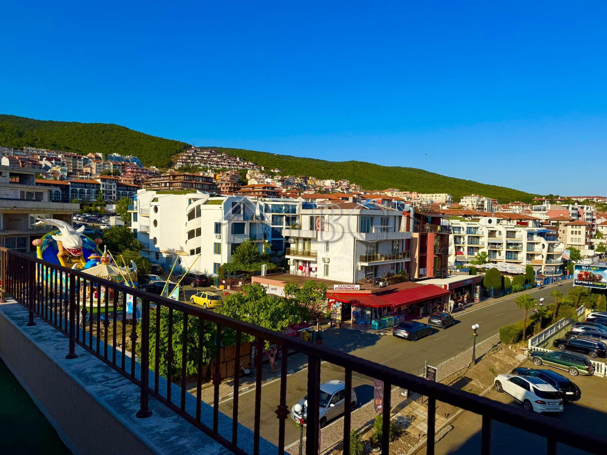 Luxury Penthouse in Porto Paradiso Complex, Sveti Vlas — photo 6 of 17
