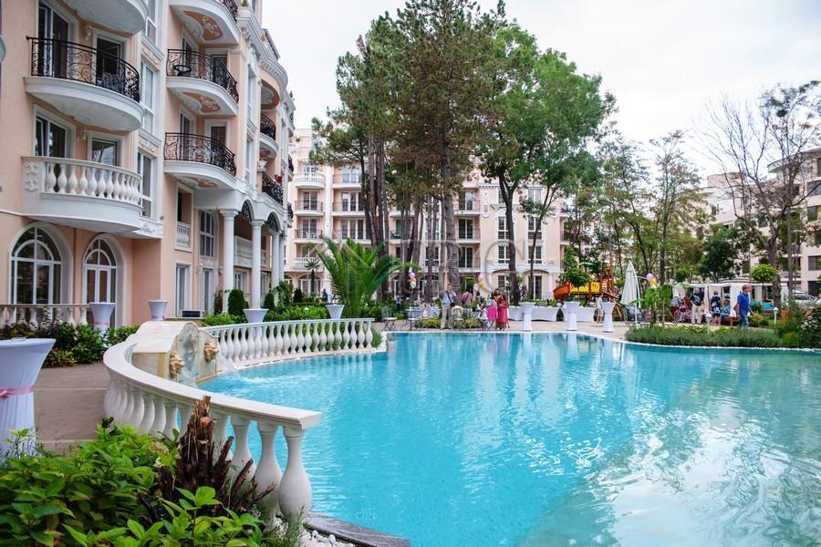 Spacious 2-Bedroom Apartment in Venera Palace, Sunny Beach — main photo