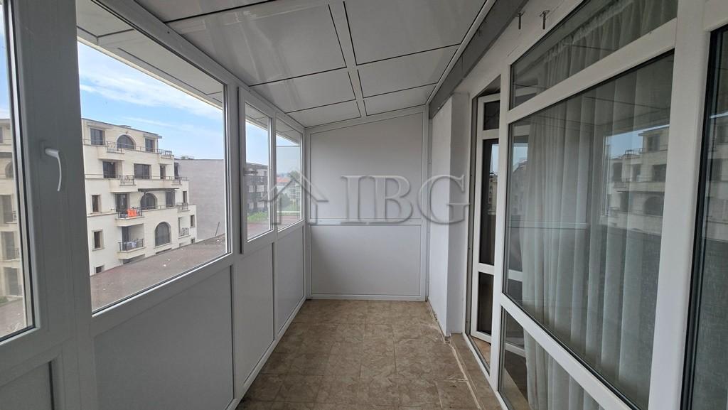 Two-Bedroom Apartment in Elite 4 Complex, Sunny Beach — photo 4 of 17