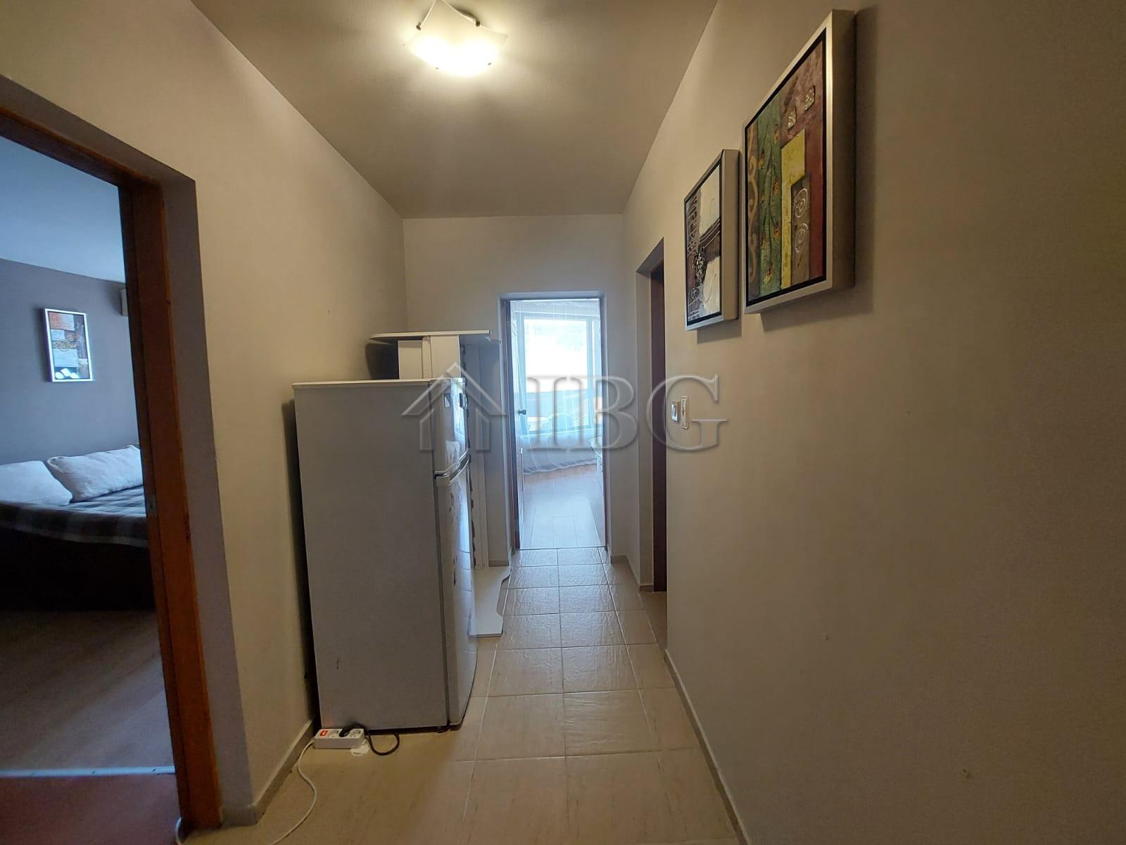One-Bedroom Apartment in Sea Grace Complex, Sunny Beach — photo 13 of 14