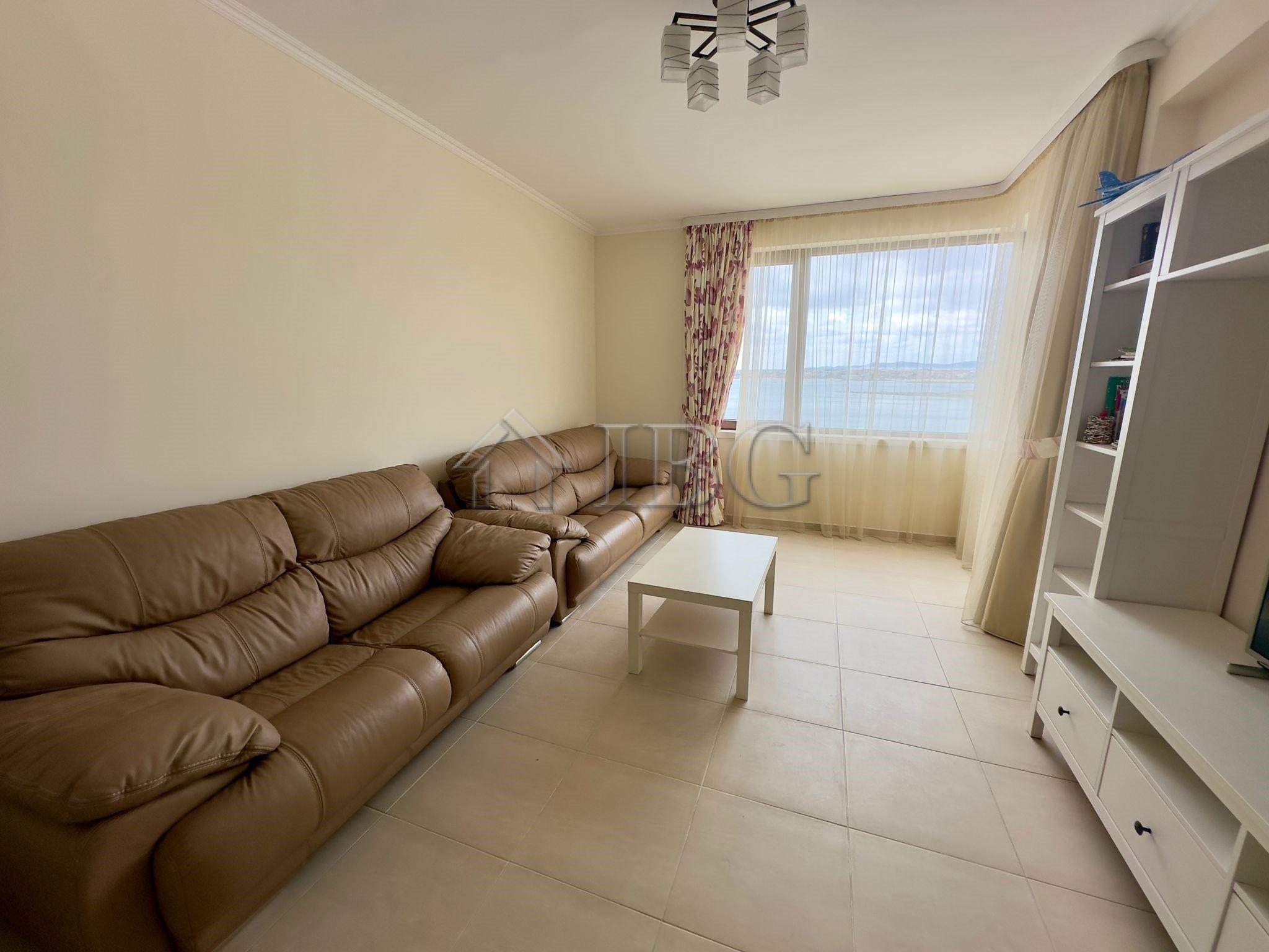 Luxury 3-Room Apartment with Front Sea View First Line Akrotiria Beach, Nessebar — photo 11 of 25
