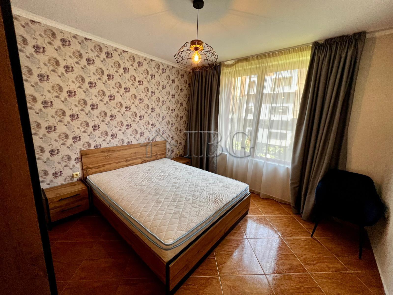 Spacious 2-Bedroom Apartment in Helios Complex, Sveti Vlas — photo 9 of 12