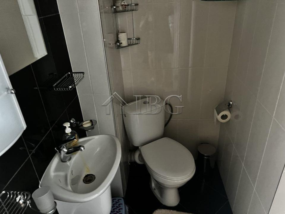 2-Bedroom Apartment with Sea View in Dolce Vita 2, Sveti Vlas — photo 19 of 19