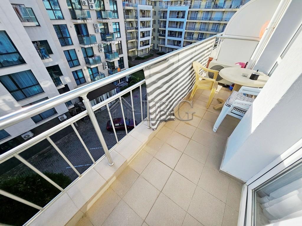 2-room Apartment (1+1) in Pirop City, Sunny Beach — photo 4 of 17