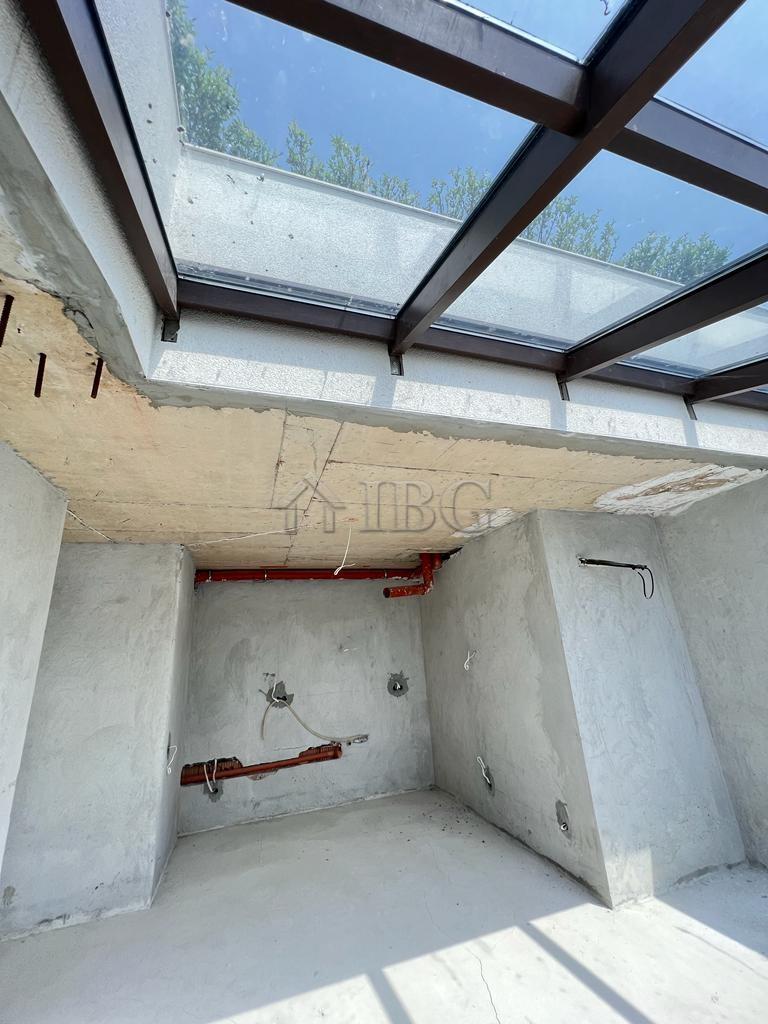 3 Bedroom Apartment on Three Levels with Panoramic Sea Views in Arthur Complex, Sveti Vlas — photo 15 of 20