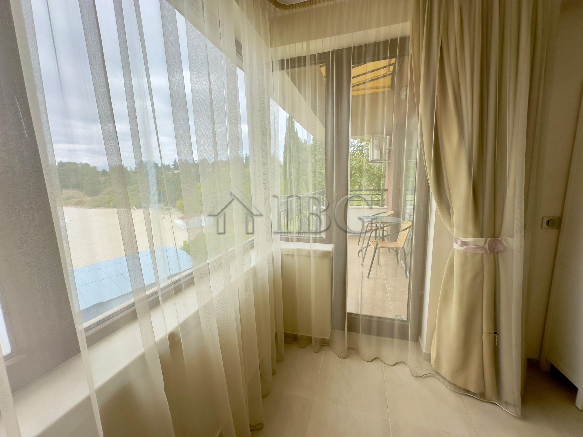 Luxury 3-Room Apartment with Front Sea View First Line Akrotiria Beach, Nessebar — photo 5