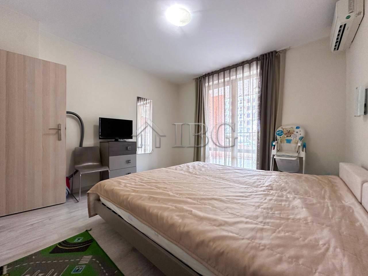One-Bedroom Apartment in Star Dreams Complex, Sveti Vlas — photo 3