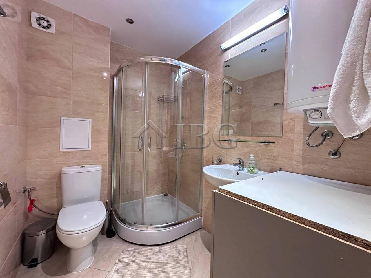 One-Bedroom Apartment in Star Dreams Complex, Sveti Vlas — photo 13 of 15