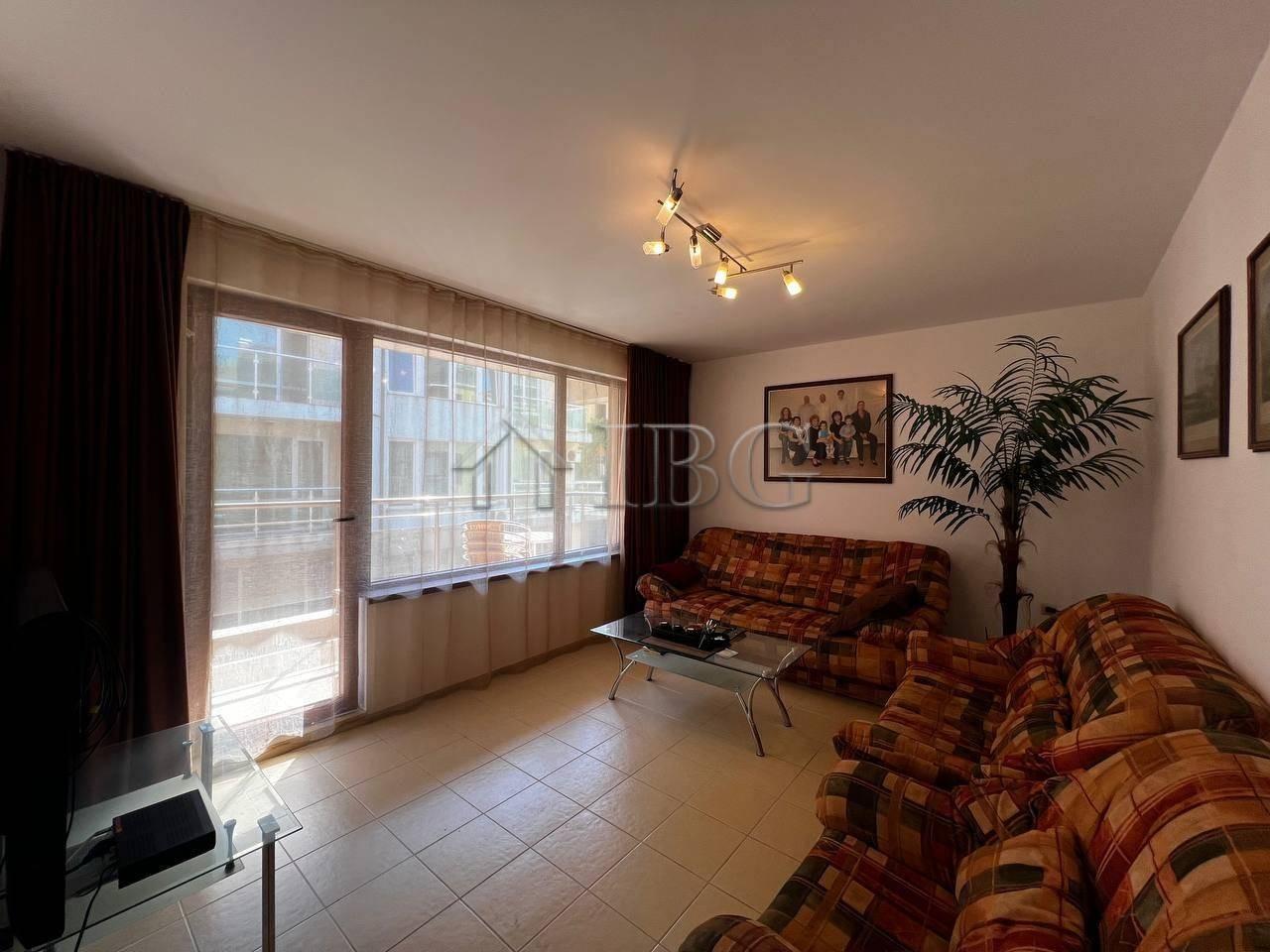 One-Bedroom Apartment Near the Beach, Pomorie — photo 9 of 20