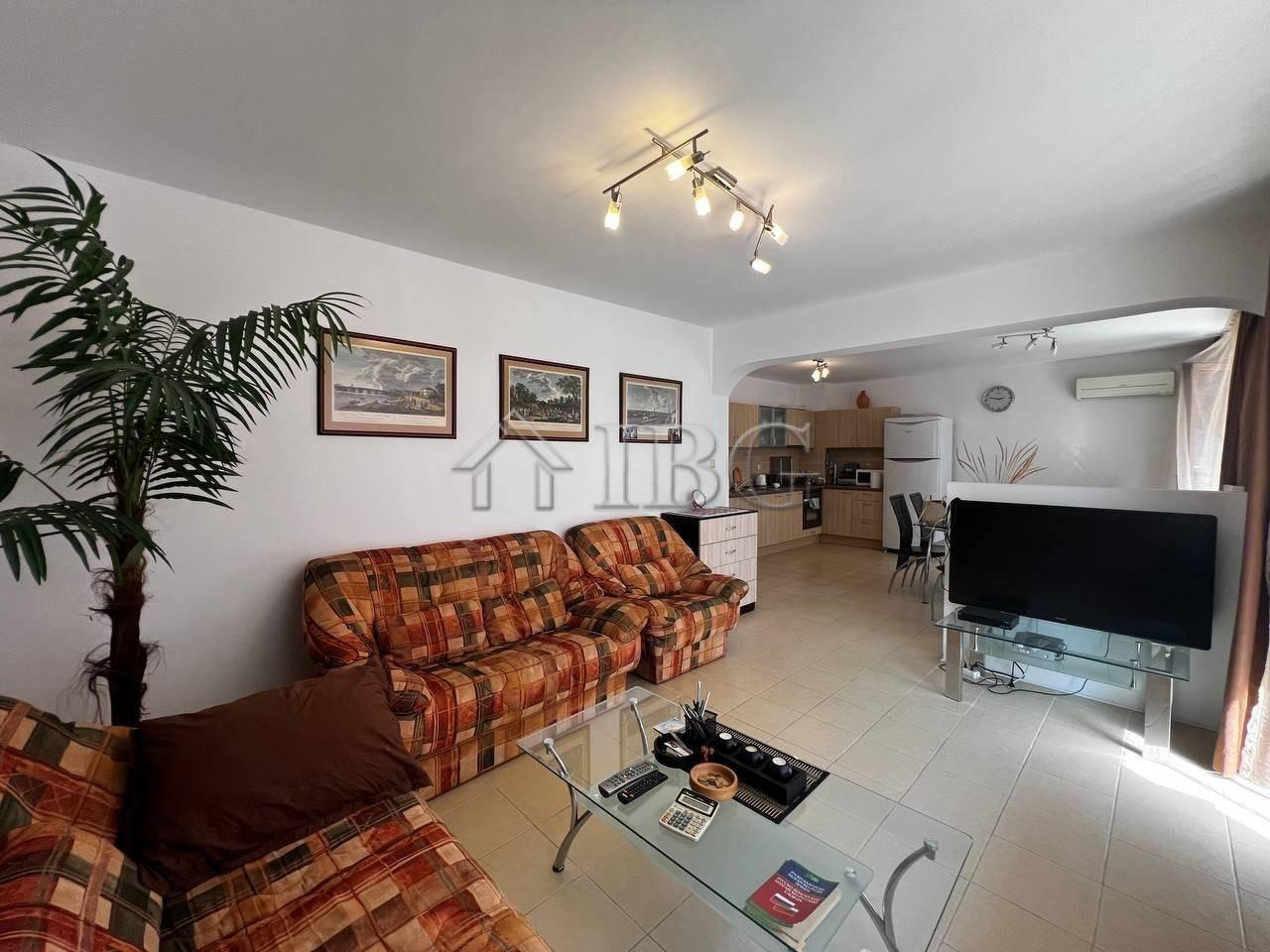 One-Bedroom Apartment Near the Beach, Pomorie — photo 7 of 20