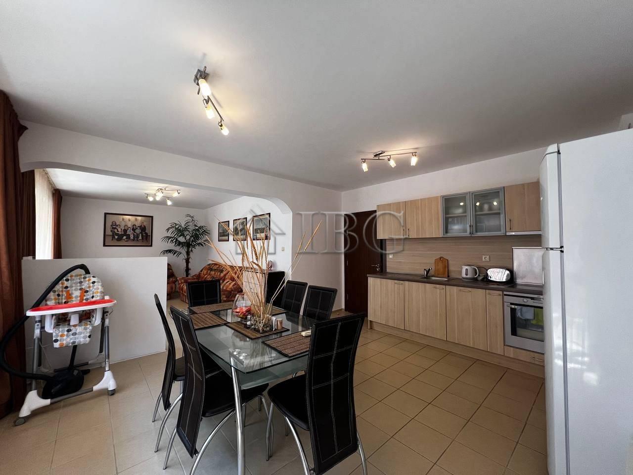 One-Bedroom Apartment Near the Beach, Pomorie — photo 4