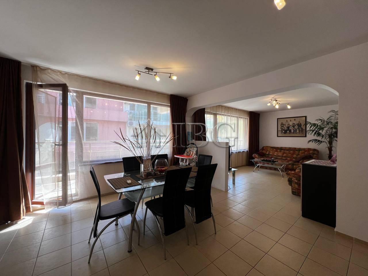 One-Bedroom Apartment Near the Beach, Pomorie — main photo