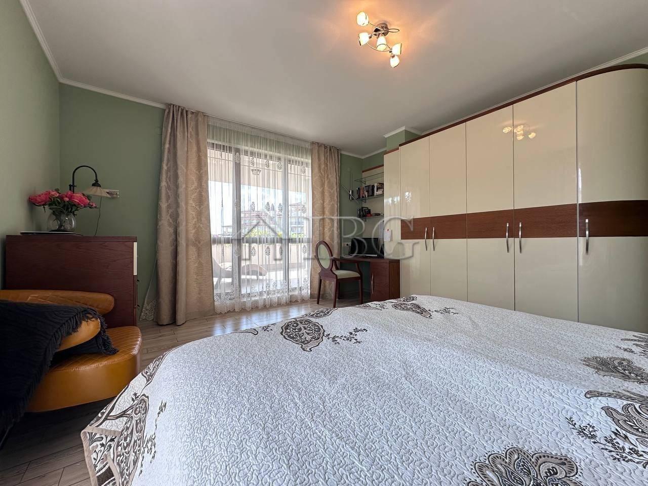 Luxury Two-Bedroom Apartment in Poseidon VIP Residence Club, Nessebar — photo 23 of 25